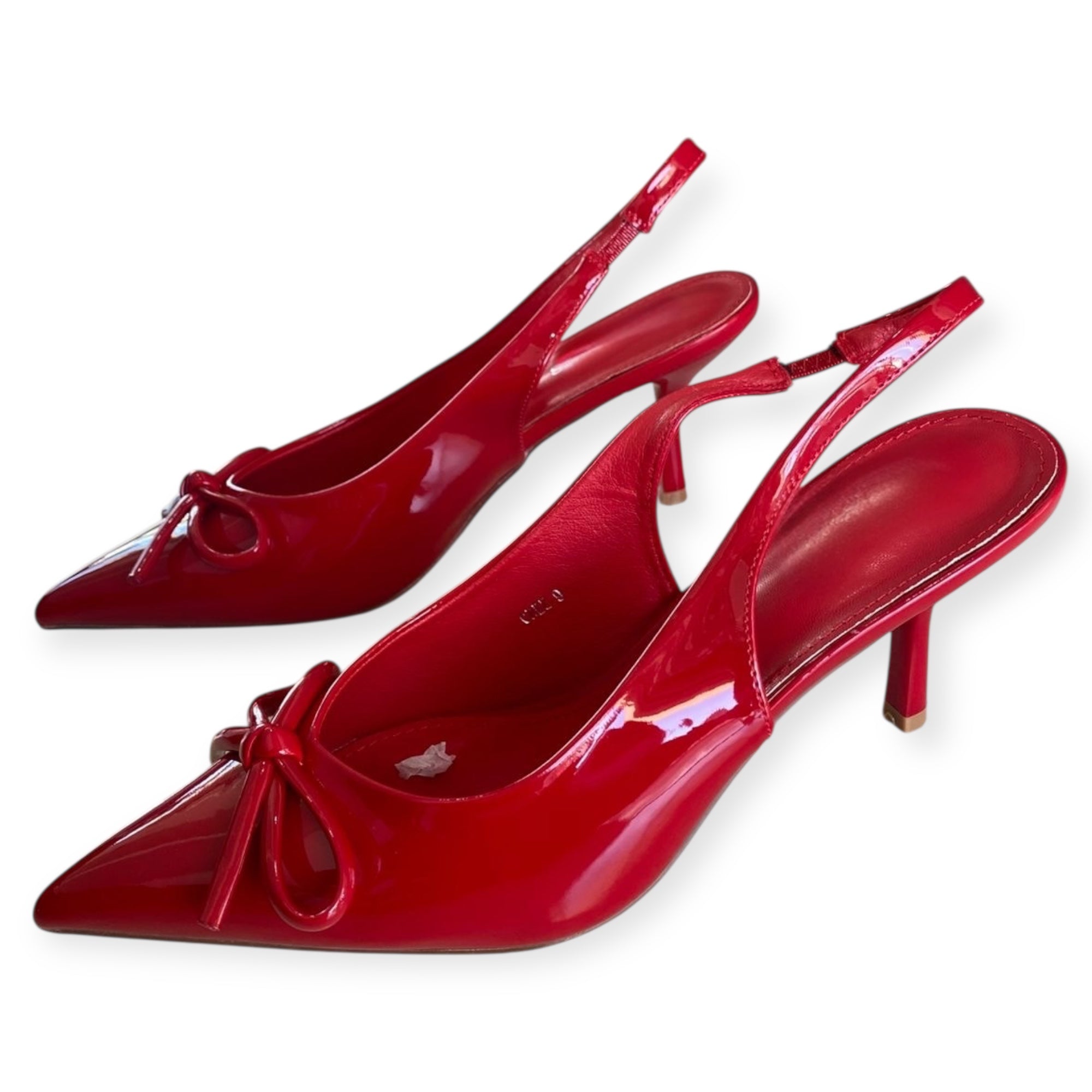 PUMPS LAZO ROJO