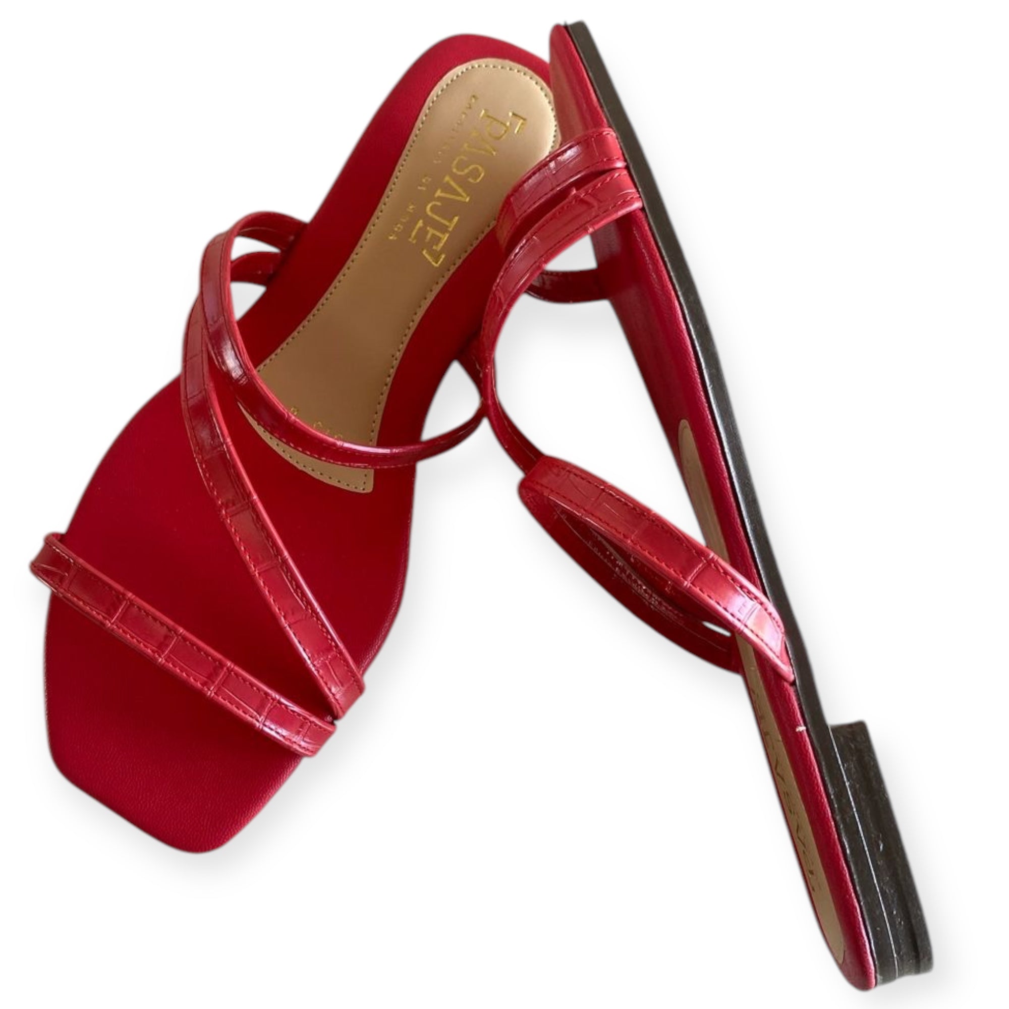 STRAPPY SANDAL ROJO
