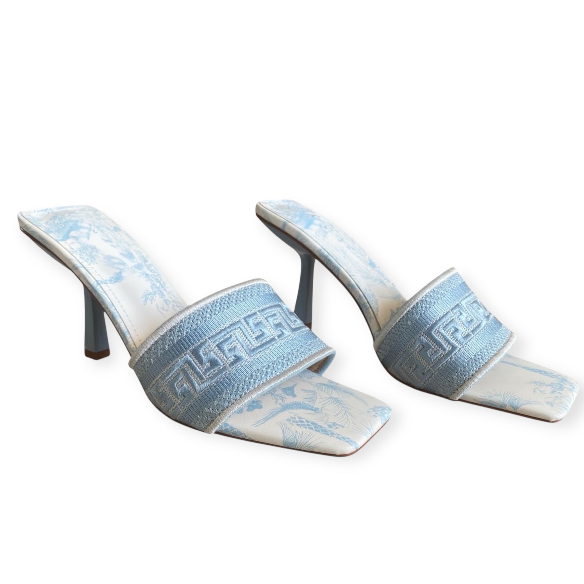 KITTEN HEELS AZUL